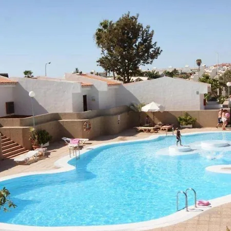 Townhouse Village 53isl25 *